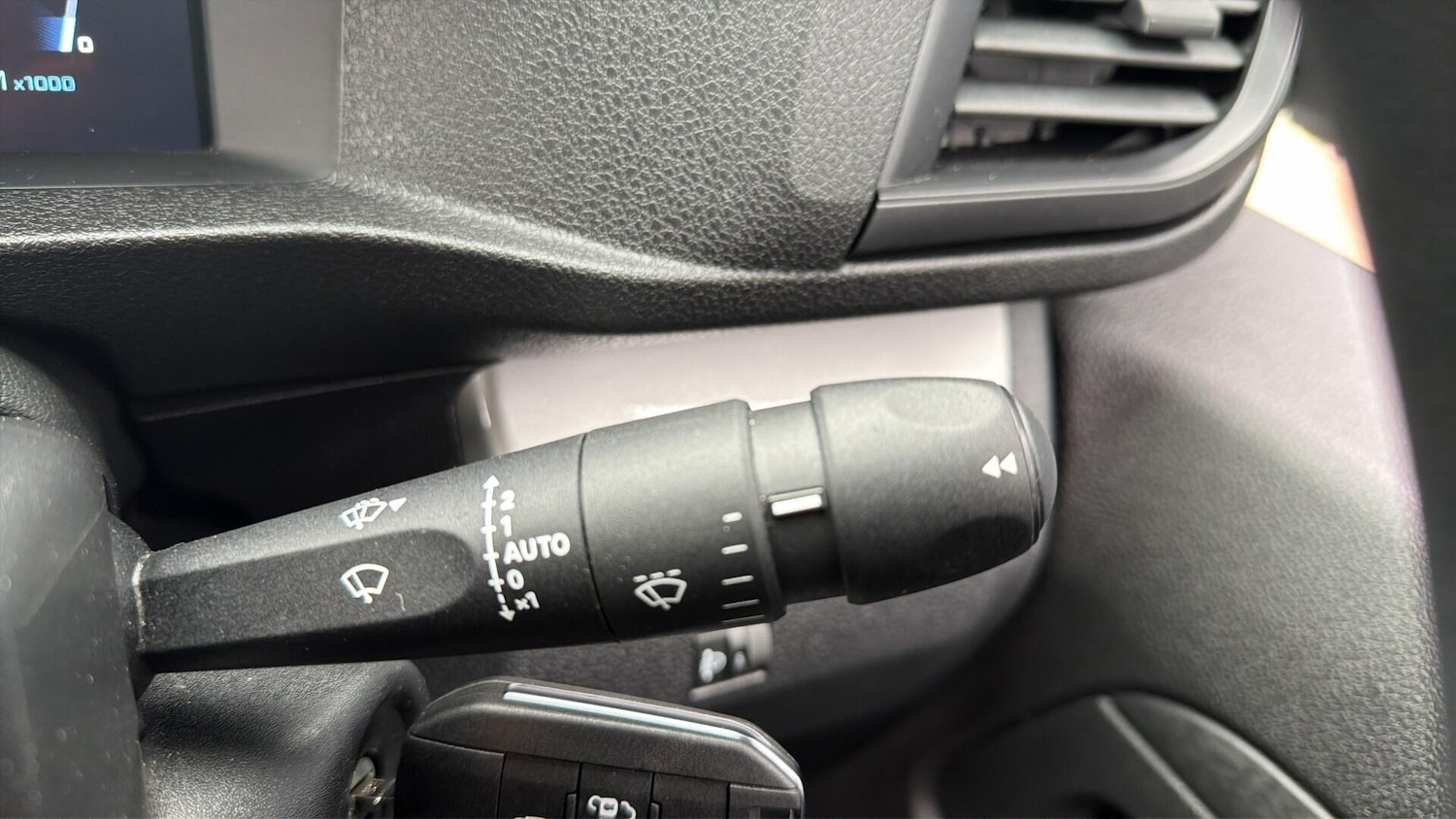 Used Peugeot Expert 2025 for sale - 78059021: Photo 25