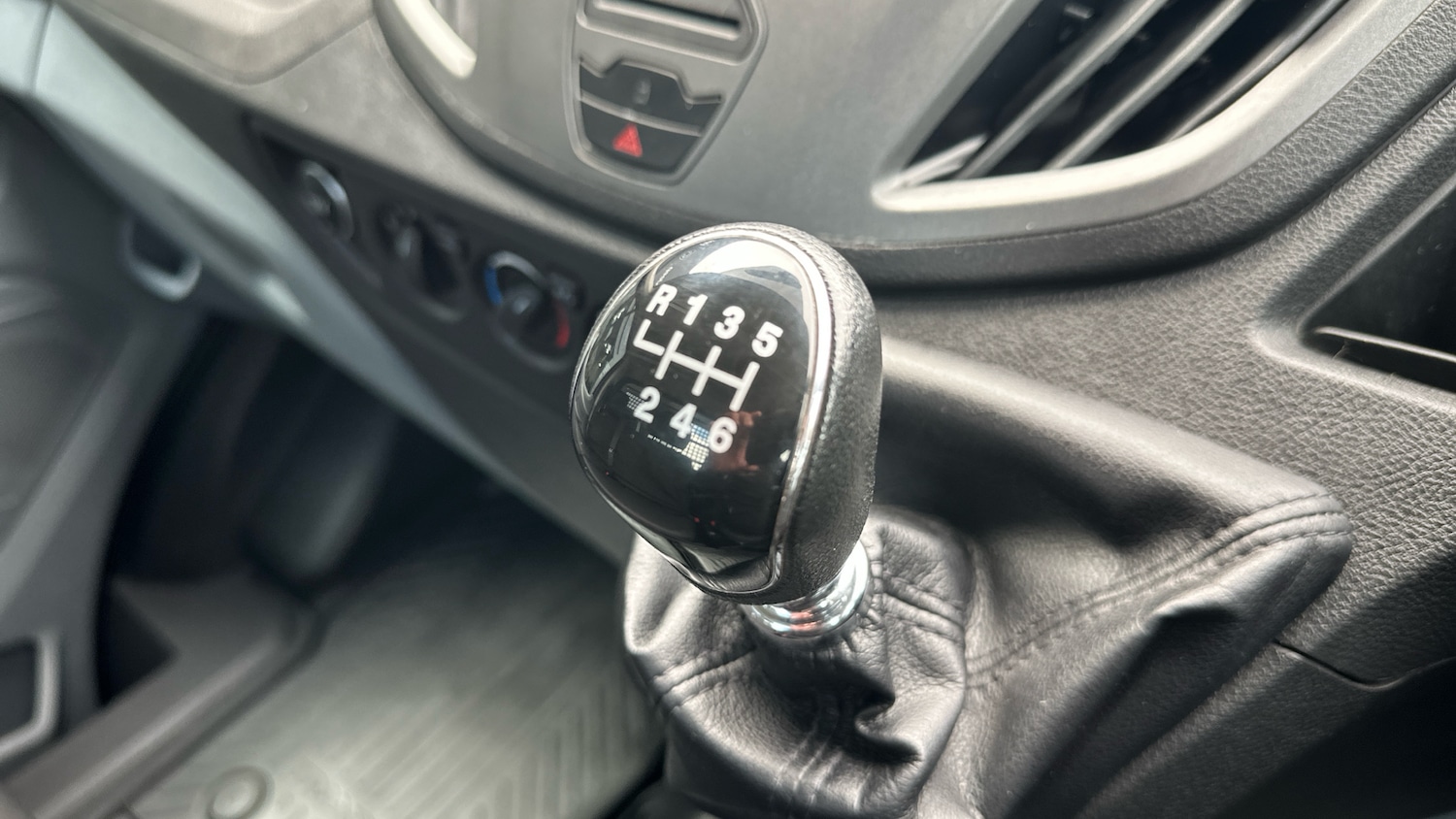 Used Ford Transit 2017 for sale - 75942564: Photo 20