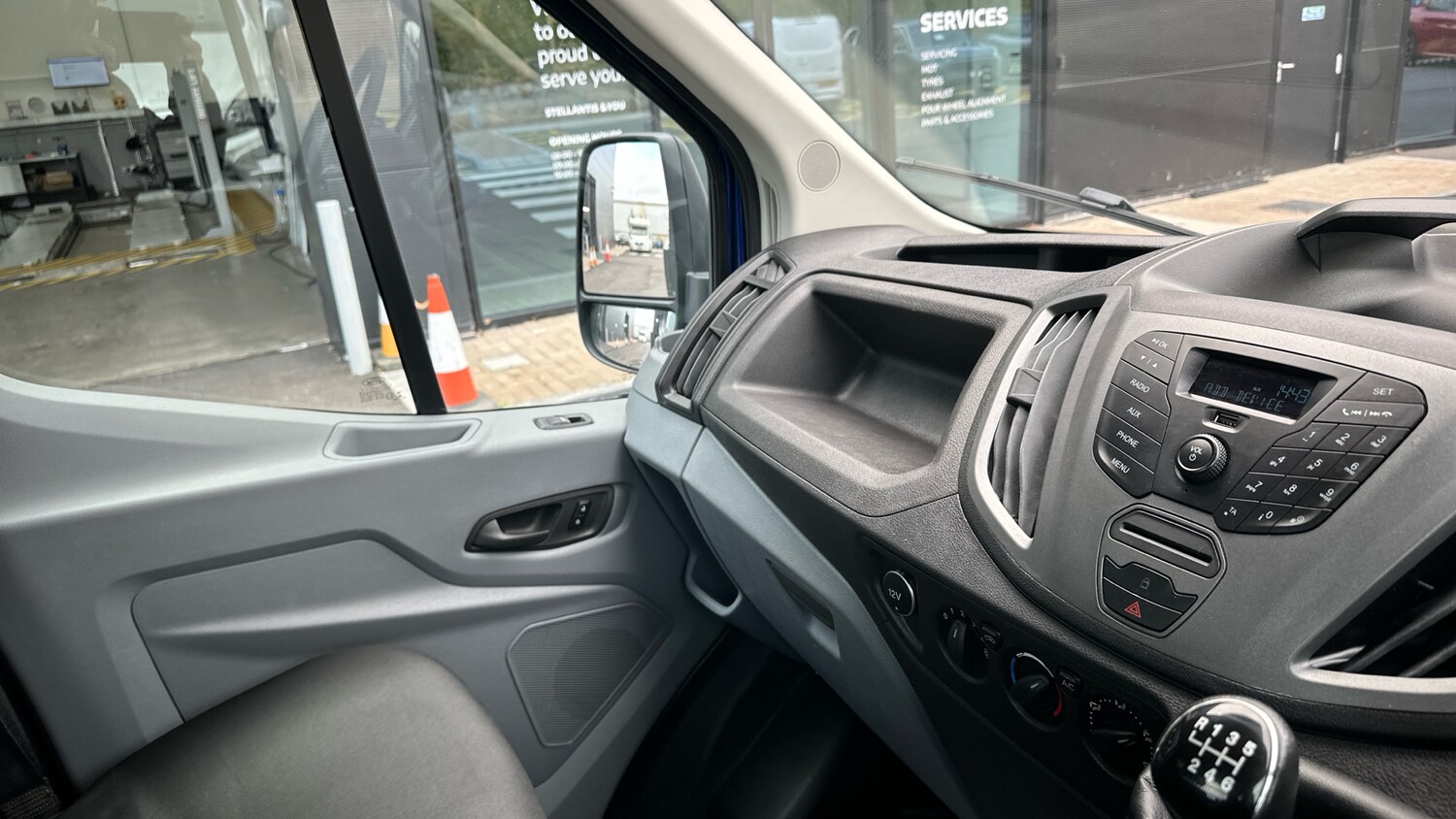 Used Ford Transit 2017 for sale - 75942564: Photo 39