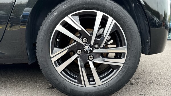Used Peugeot 208 2021 for sale - 76190364: Photo 15