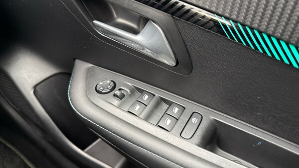 Used Peugeot 208 2021 for sale - 76190364: Photo 22