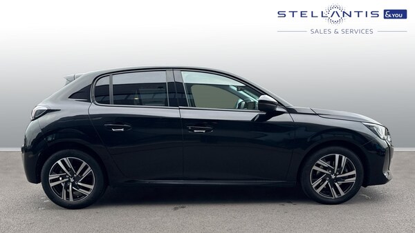 Used Peugeot 208 2021 for sale - 76190364: Photo 2