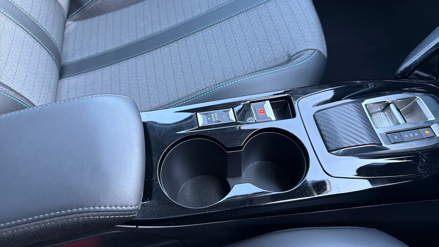 Used Peugeot 208 2023 for sale - 76927440: Photo 22