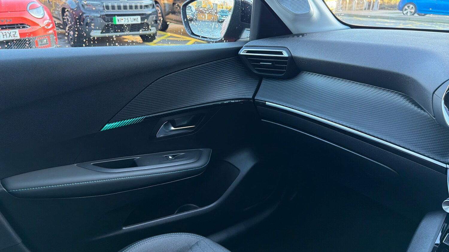 Used Peugeot 208 2023 for sale - 76927440: Photo 40