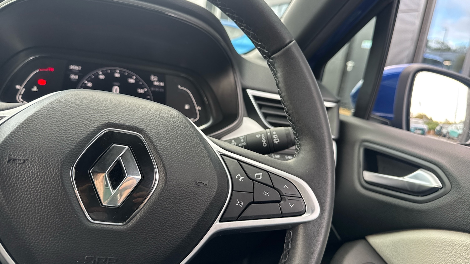 Used Renault Clio 2022 for sale - 76296648: Photo 24