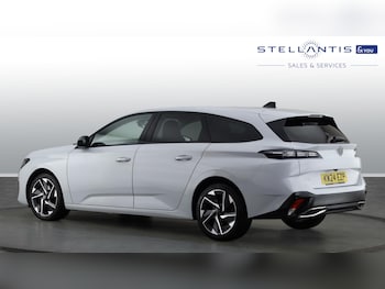 Used Peugeot 308 2024 for sale - 76458430: Photo