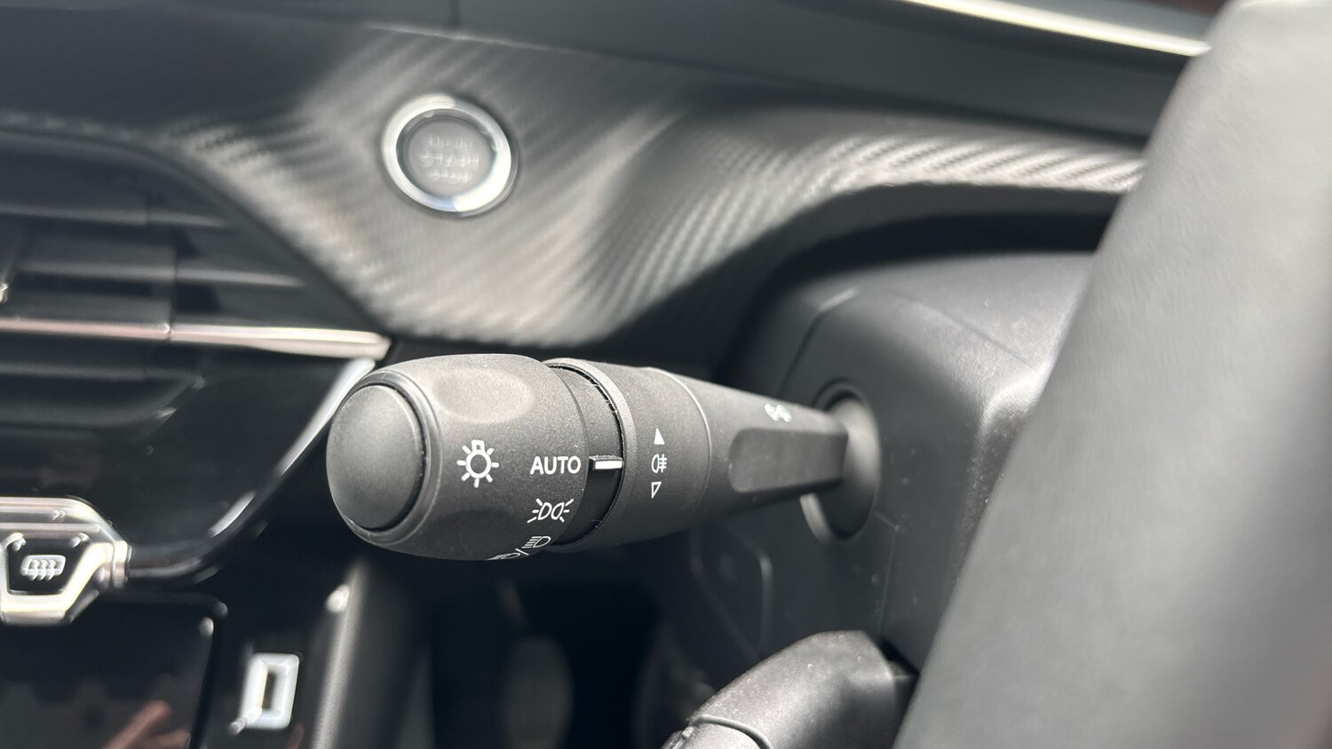 Used Peugeot 2008 2022 for sale - 76021570: Photo 27