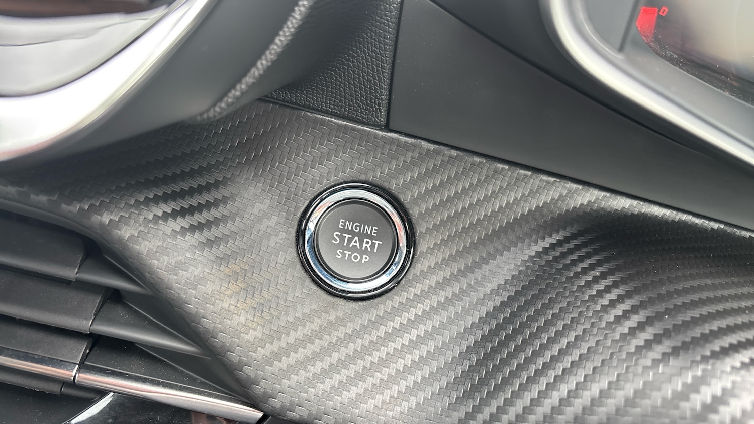 Used Peugeot 2008 2022 for sale - 76021570: Photo 40