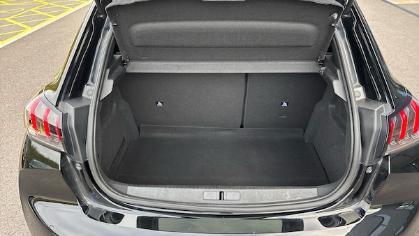 Used Peugeot 208 2023 for sale - 76123517: Photo 19