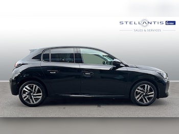 Used Peugeot 208 2023 for sale - 76123517: Photo 2