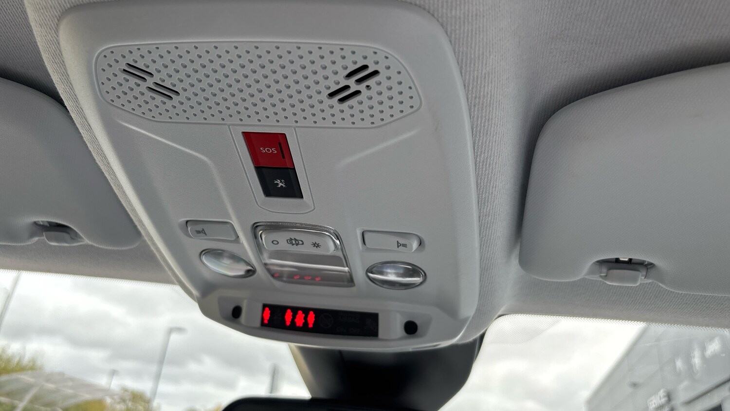 Used Peugeot 208 2023 for sale - 76123517: Photo 38