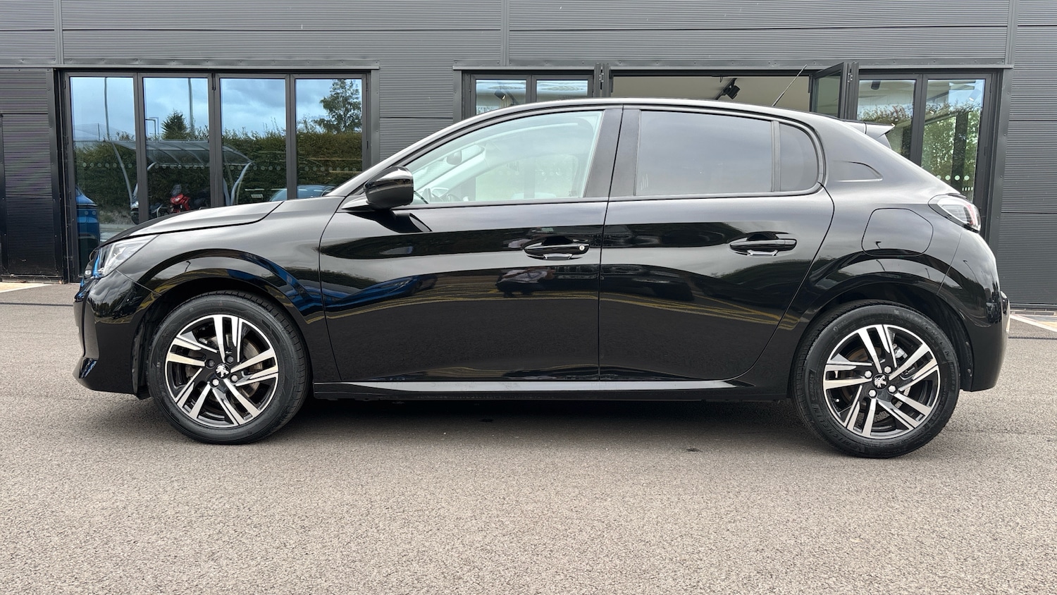 Used Peugeot 208 2023 for sale - 76123517: Photo 6