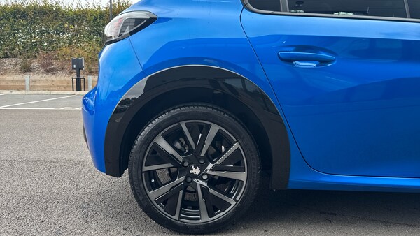 Used Peugeot 208 2023 for sale - 76202070: Photo 16