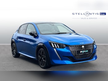 Peugeot - 208