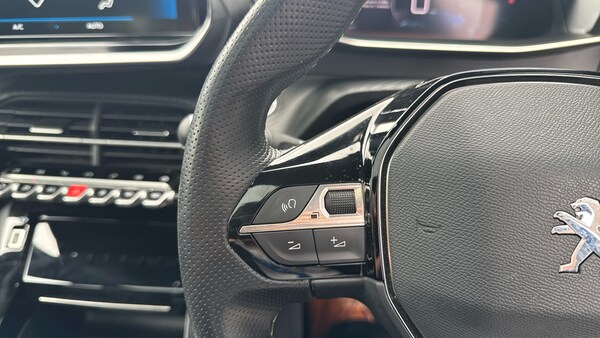 Used Peugeot 208 2023 for sale - 76202070: Photo 23