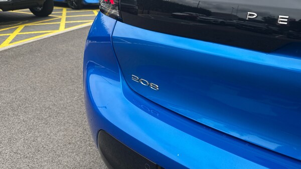 Used Peugeot 208 2023 for sale - 76202070: Photo 44