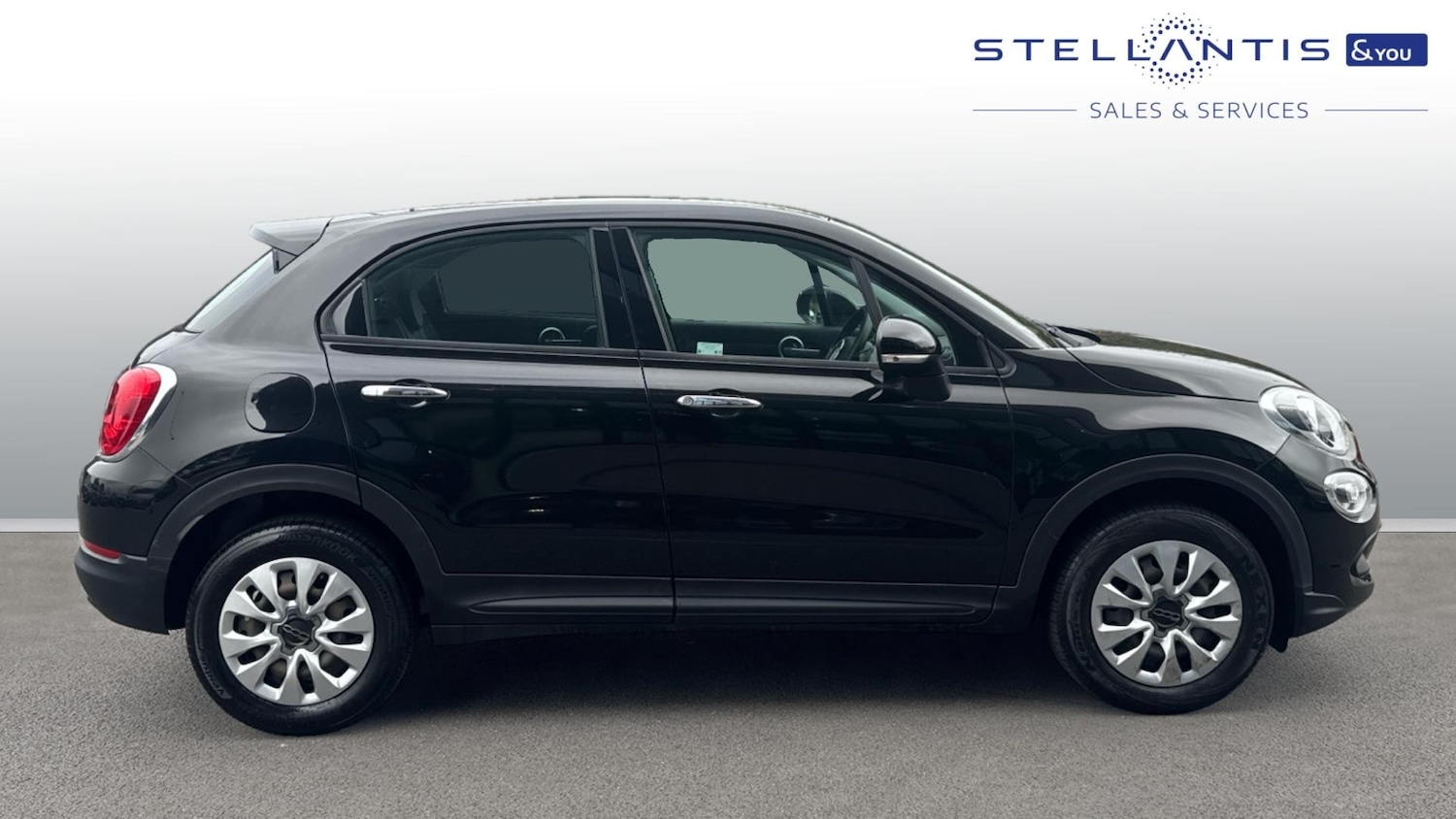 Used Fiat 500X 2018 for sale - 76190357: Photo 2