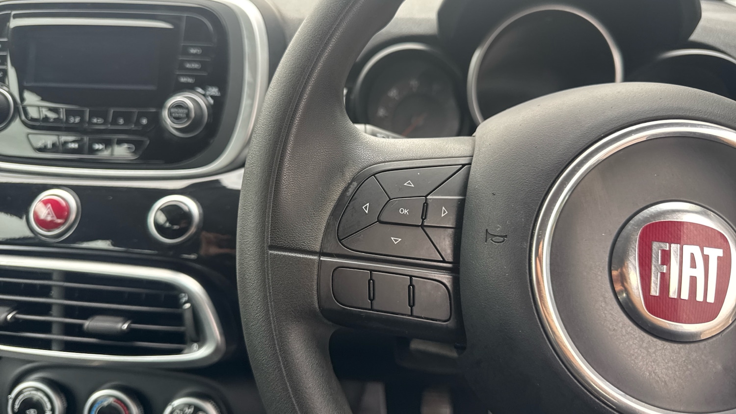 Used Fiat 500X 2018 for sale - 76190357: Photo 23