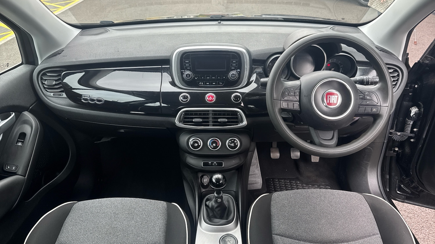 Used Fiat 500X 2018 for sale - 76190357: Photo 4
