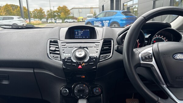 Used Ford Fiesta 2015 for sale - 76154024: Photo 10