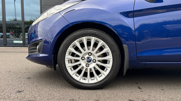 Used Ford Fiesta 2015 for sale - 76154024: Photo 14