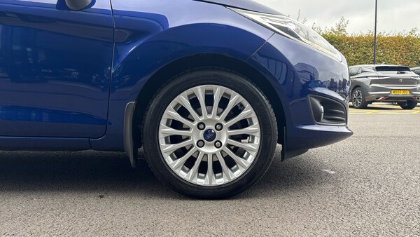 Used Ford Fiesta 2015 for sale - 76154024: Photo 17