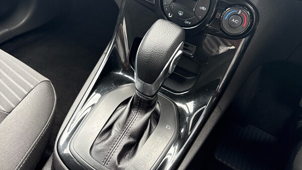 Used Ford Fiesta 2015 for sale - 76154024: Photo 20