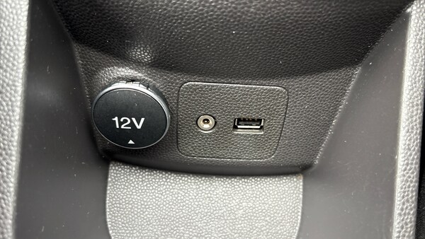 Used Ford Fiesta 2015 for sale - 76154024: Photo 39