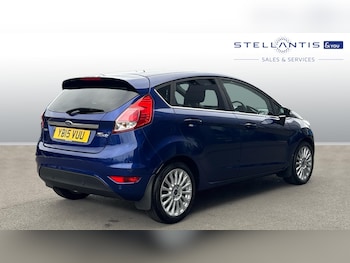 Used Ford Fiesta 2015 for sale - 76154024: Photo