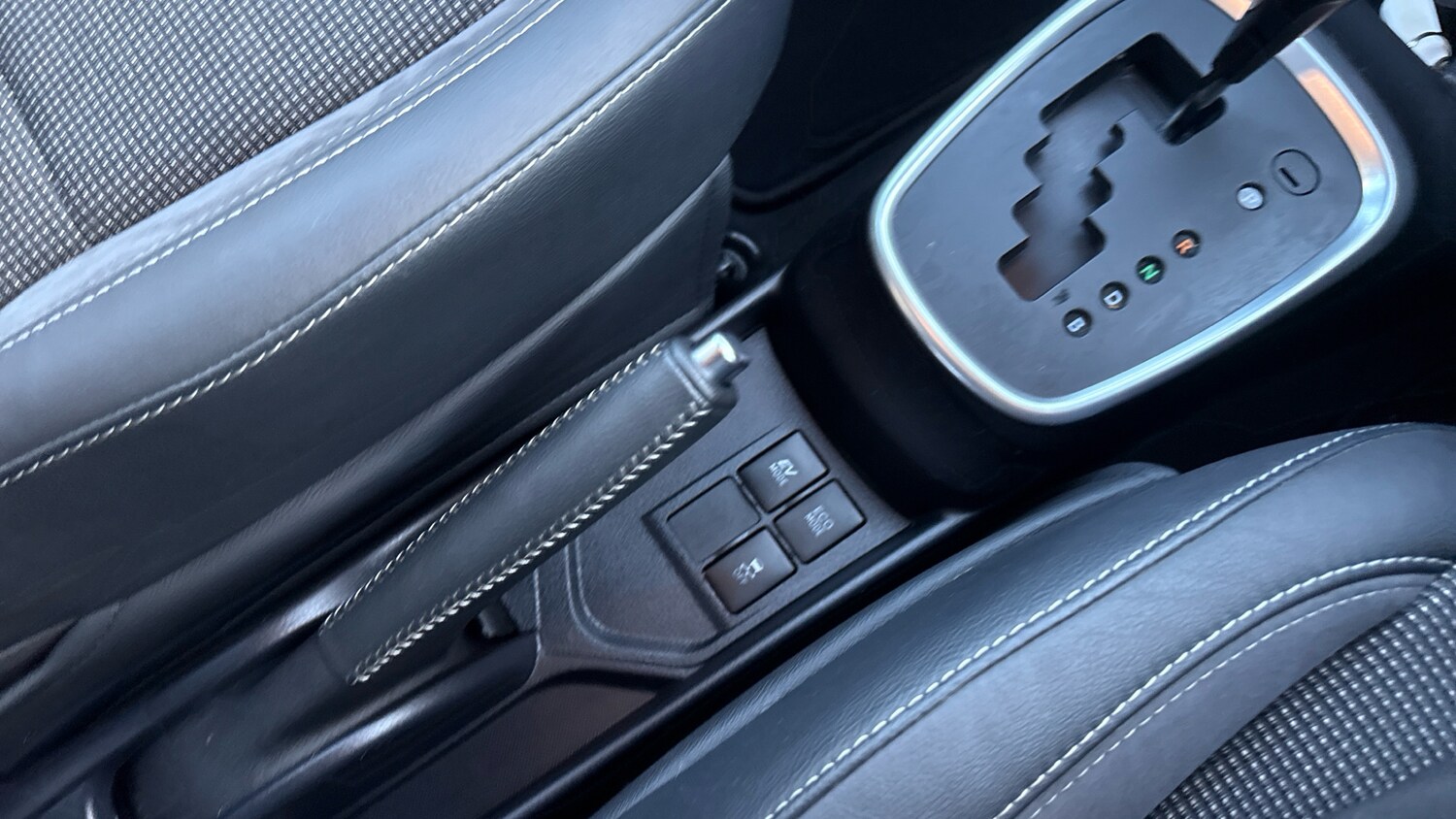 Used Toyota Yaris 2020 for sale - 76927439: Photo 22