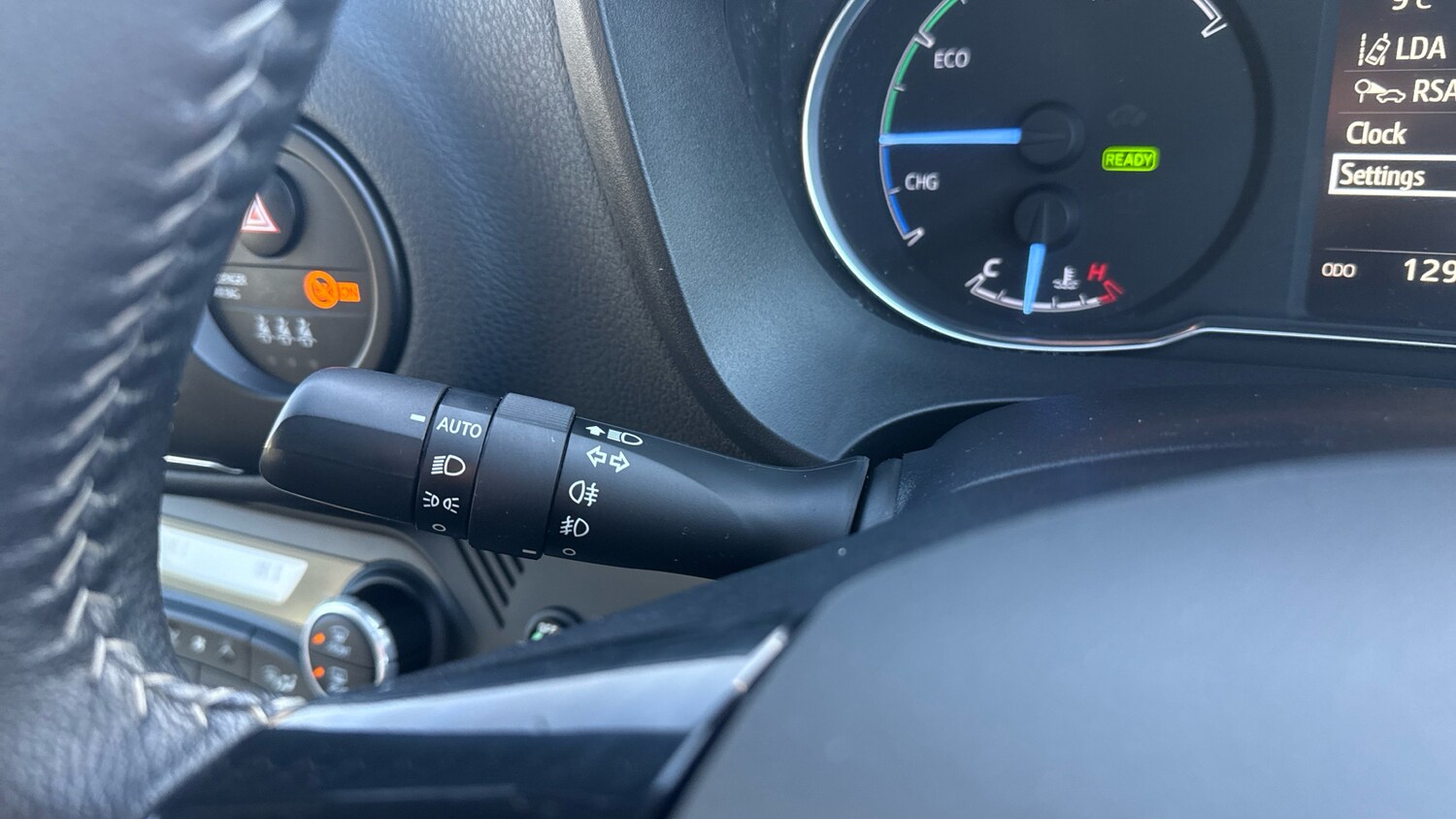 Used Toyota Yaris 2020 for sale - 76927439: Photo 28