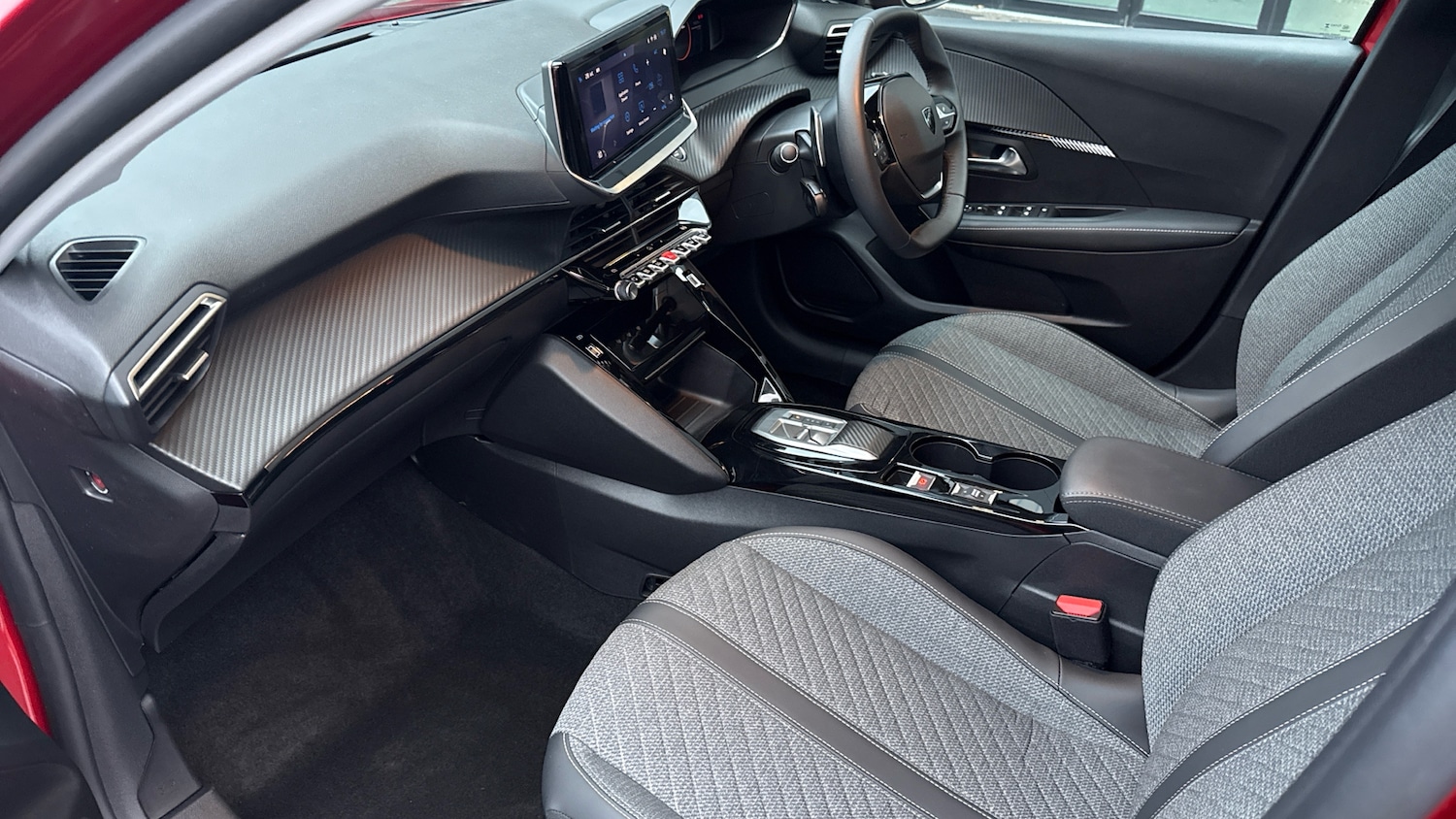 Used Peugeot 208 2024 for sale - 76690676: Photo 13