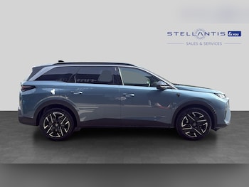 Used Peugeot 5008 2025 for sale - 79396964: Photo