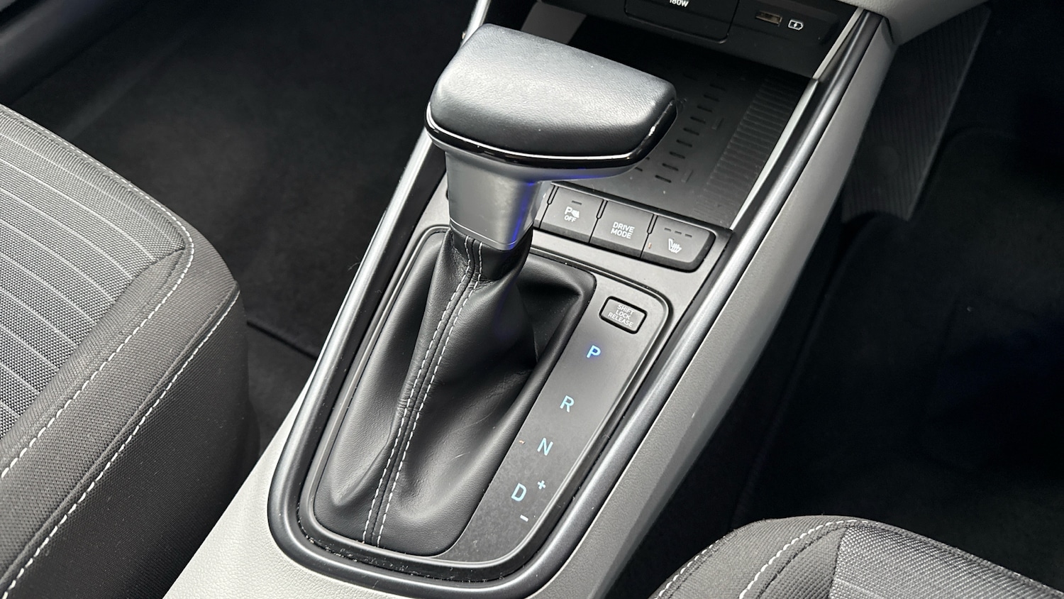 Used Hyundai i20 2023 for sale - 76500515: Photo 20