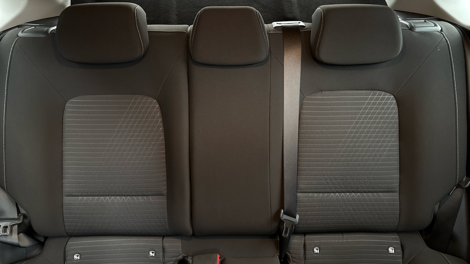 Used Hyundai i20 2023 for sale - 76500515: Photo 25