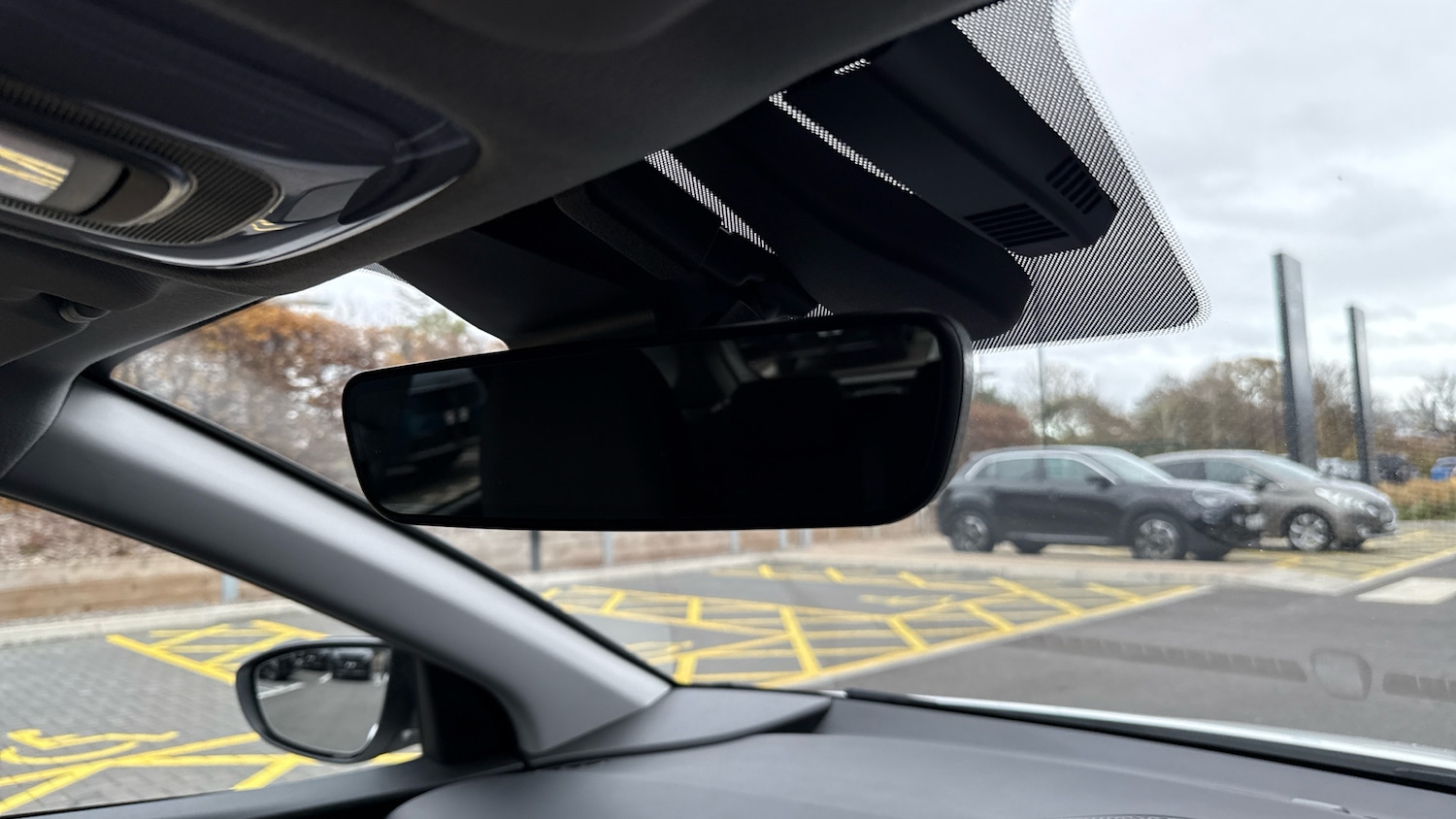 Used Hyundai i20 2023 for sale - 76500515: Photo 37