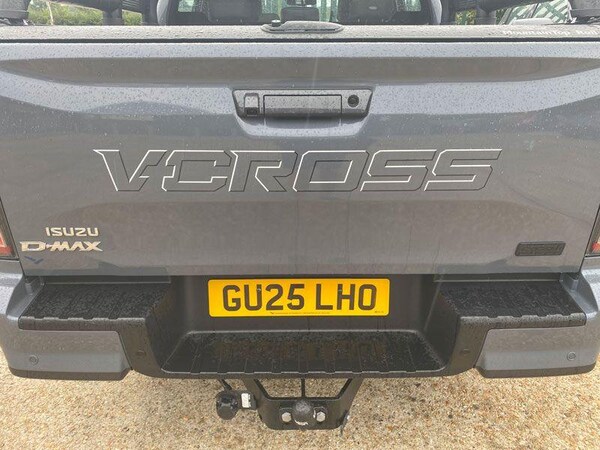Used Isuzu D-Max 2025 for sale - 75414580: Photo 11