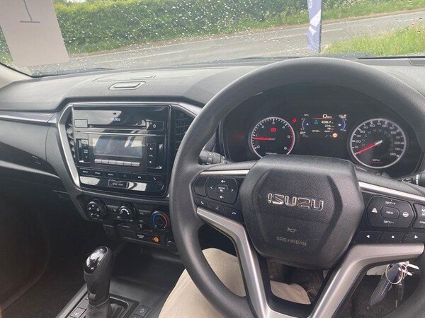 Used Isuzu D-Max 2023 for sale - 74989982: Photo 15