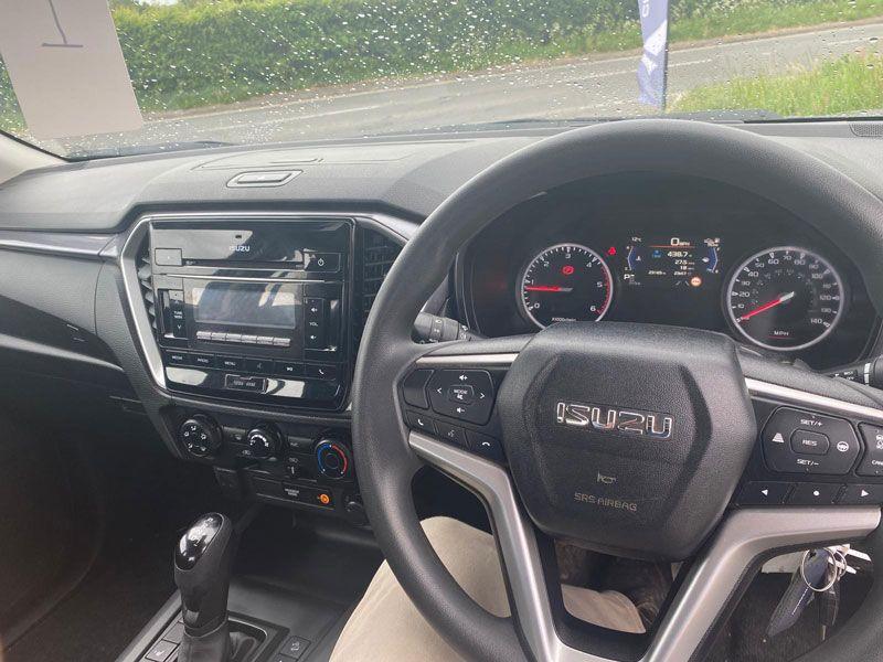 Used Isuzu D-Max 2023 for sale - 76645057: Photo 15