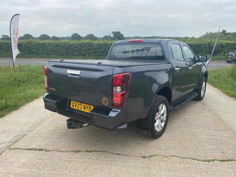 Used Isuzu D-Max 2023 for sale - 76645057: Photo 4
