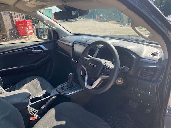 Used Isuzu D-Max 2025 for sale - 75562853: Photo 15