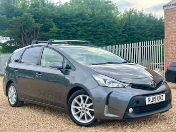 Used Toyota Prius+ 2019 for sale - 78608353: Photo