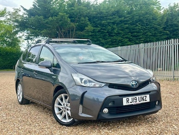 Used Toyota Prius+ 2019 for sale - 78608353: Photo