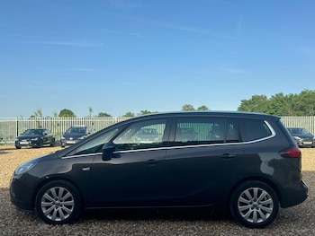 Used Vauxhall Zafira Tourer 2015 for sale - 78659747: Photo