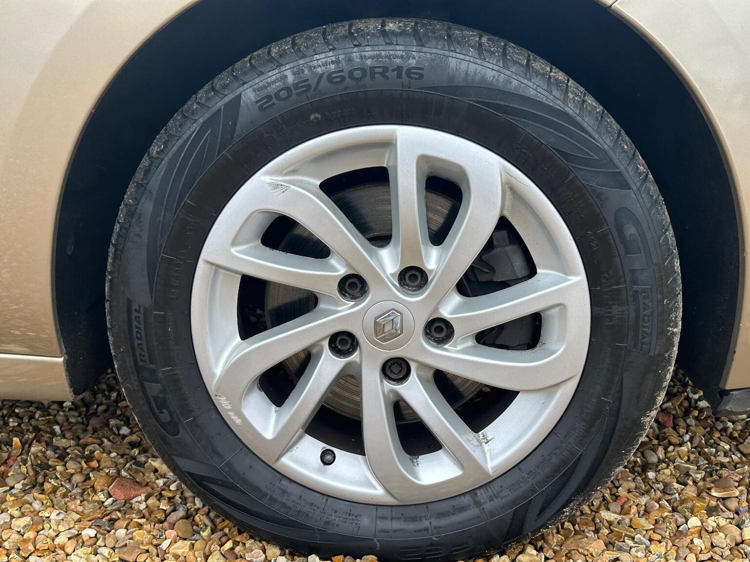 Used Renault Scenic 2015 for sale - 77668450: Photo 15