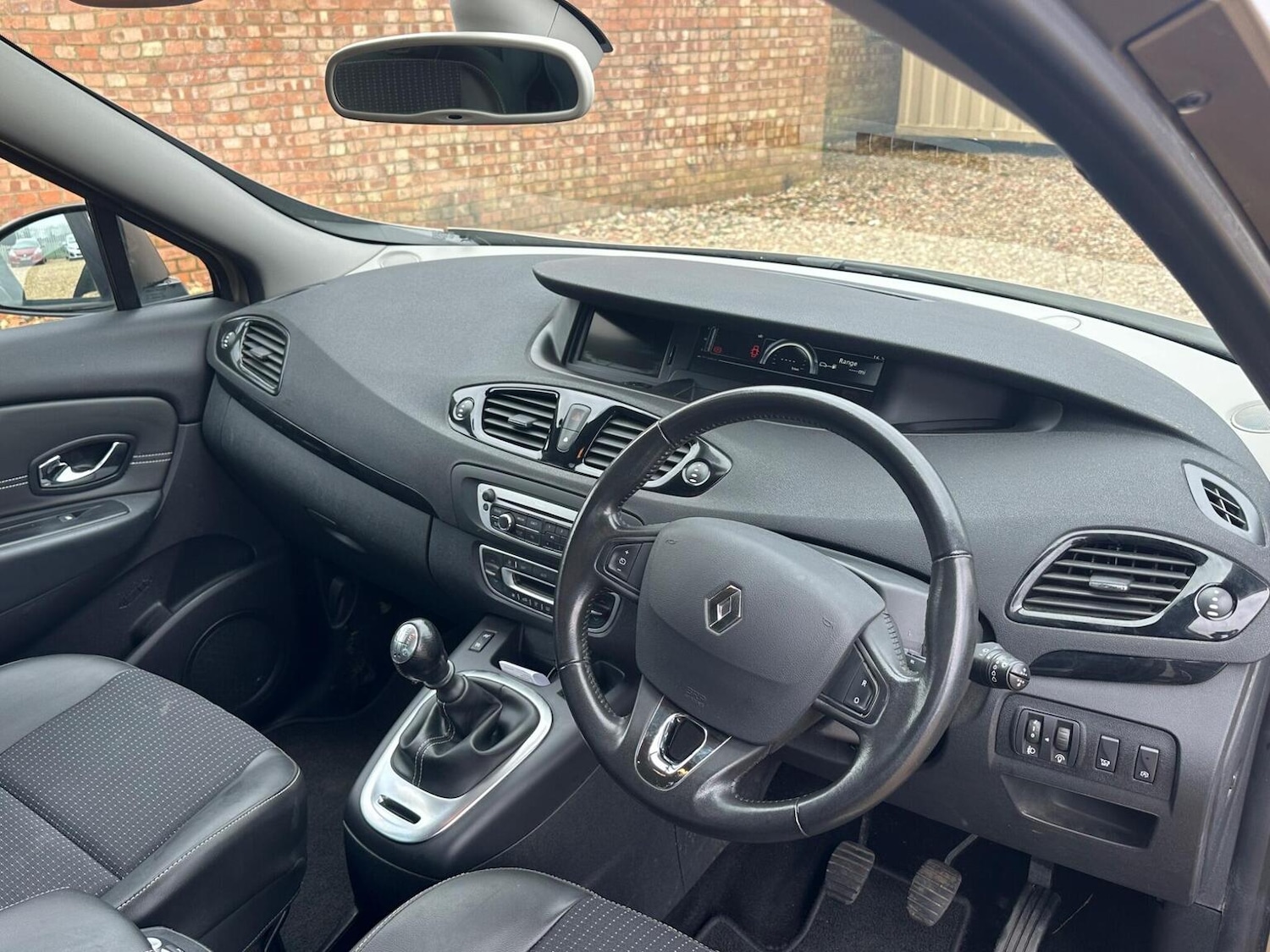 Used Renault Scenic 2015 for sale - 77668450: Photo 20