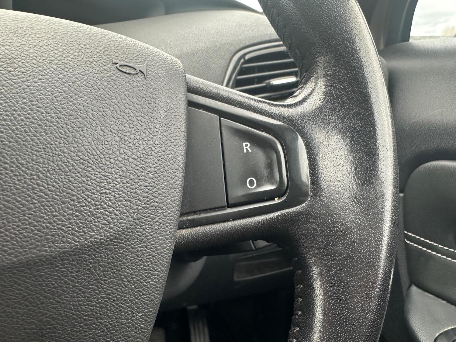 Used Renault Scenic 2015 for sale - 77668450: Photo 24