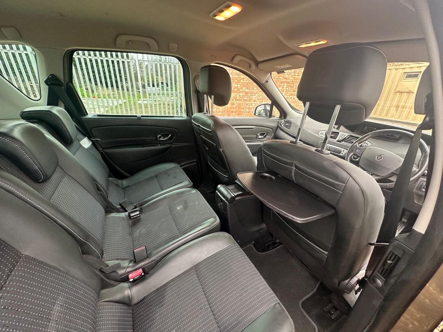 Used Renault Scenic 2015 for sale - 77668450: Photo 32