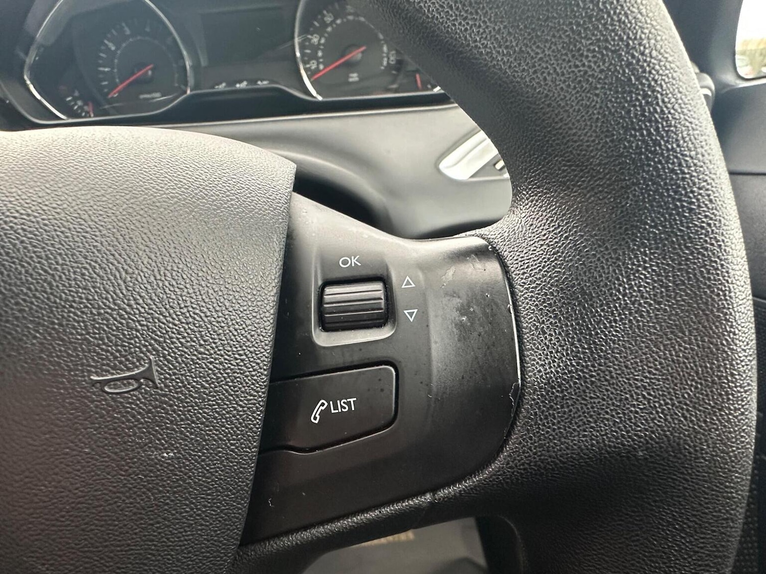 Used Peugeot 208 2015 for sale - 78084516: Photo 20