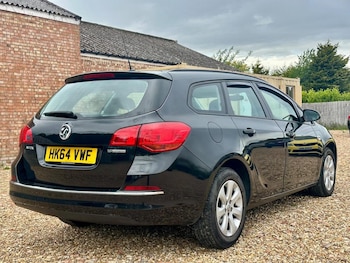 Used Vauxhall Astra 2015 for sale - 78659855: Photo